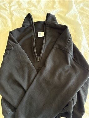 Aritzia Black Quarter-Zip Hoodie Sweatshirt